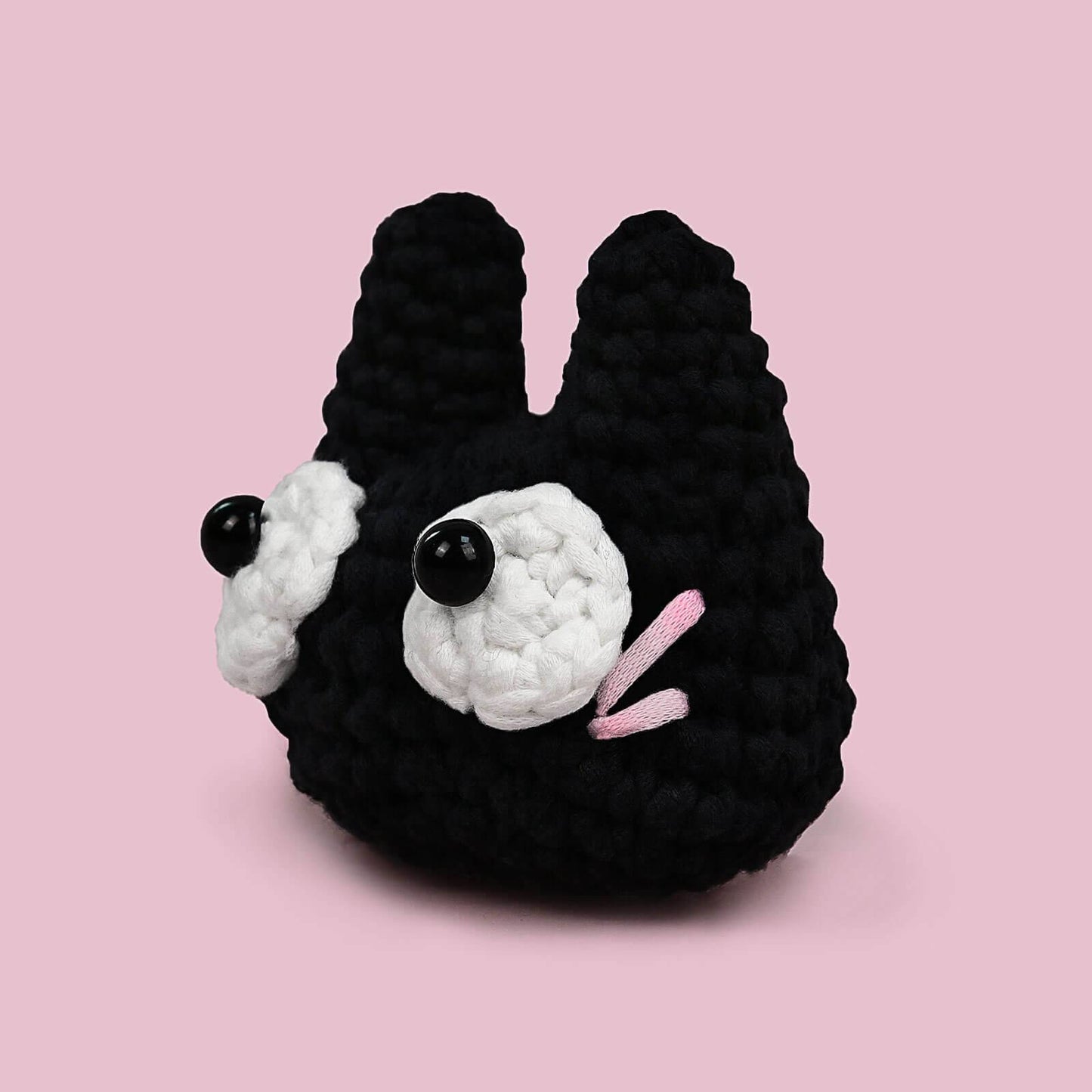 Beginner Black Cat Coalball Crochet Kit - ICrochetIt